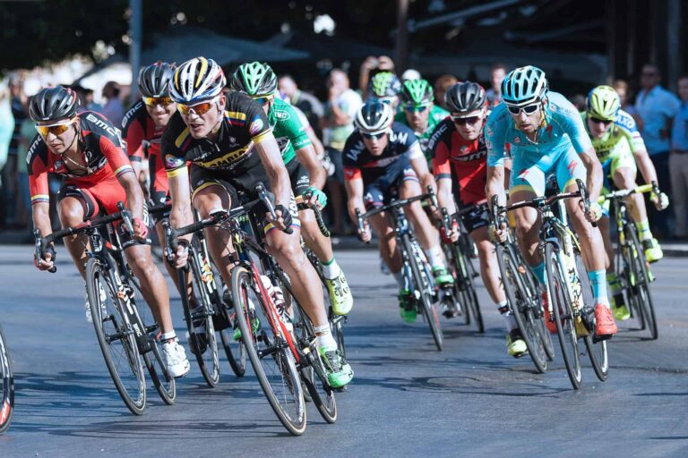 5 Reasons To Use Bike Lights Day And Night